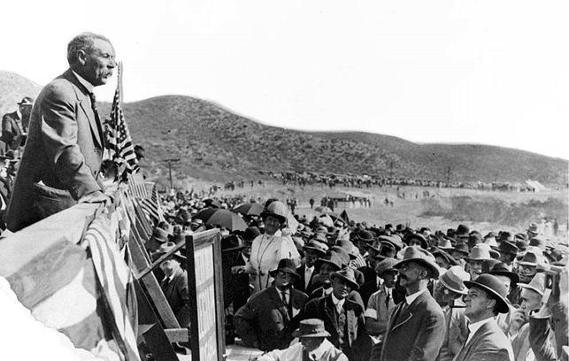 William Mulholland speaks to the crowd at the opening ceremonies of the Los Angeles Aqueduct.^^