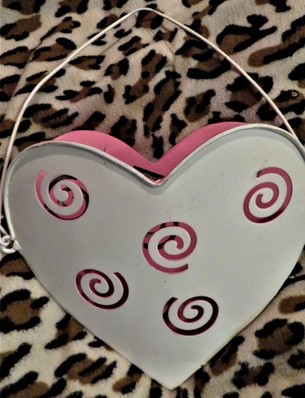 Metal Heart Shaped Wall Pocket